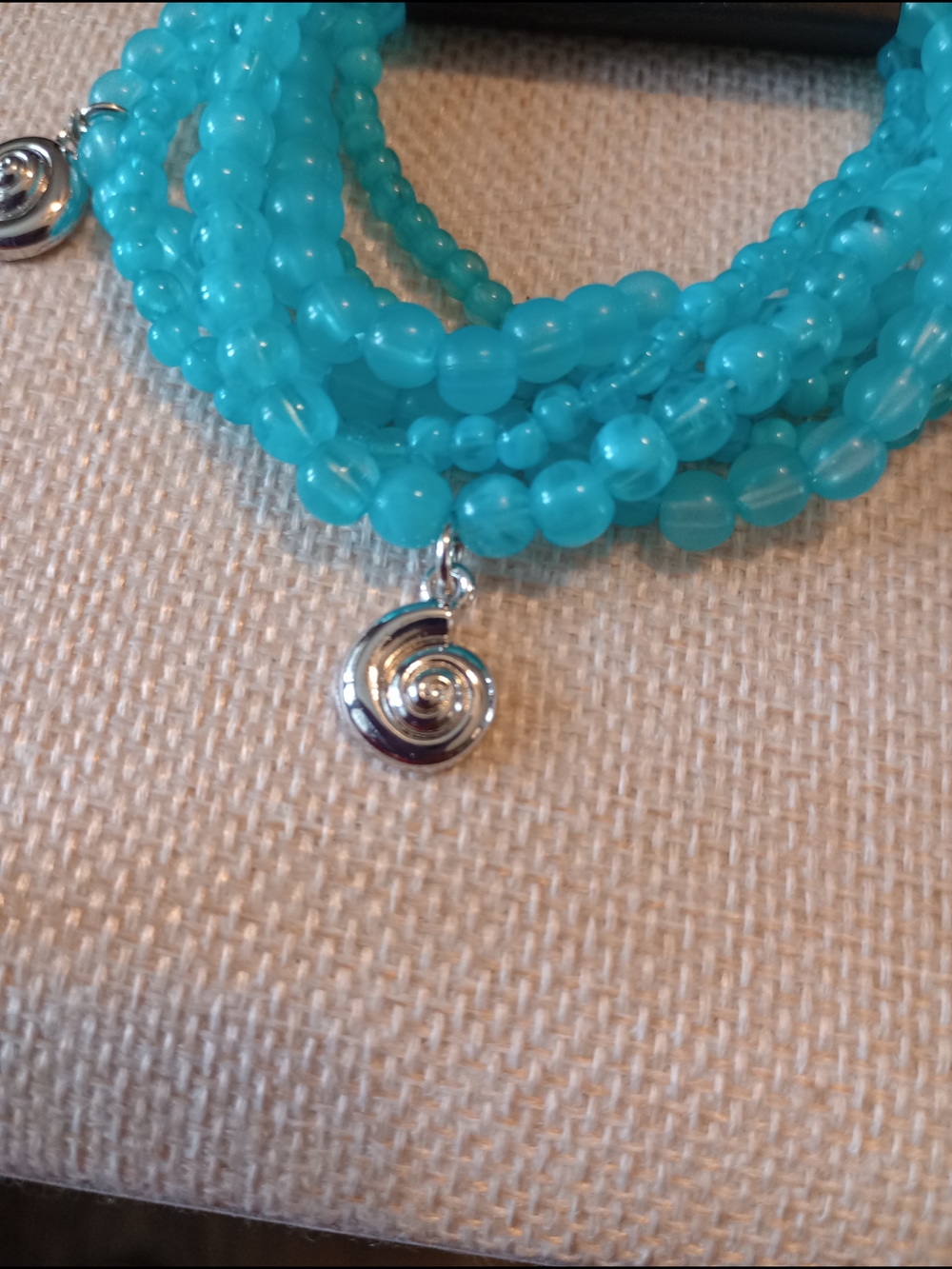 paparazzi Aqua Blue Multi-Strand Beaded Bracelet with Silver Shell Charms - Picture 2 of 2